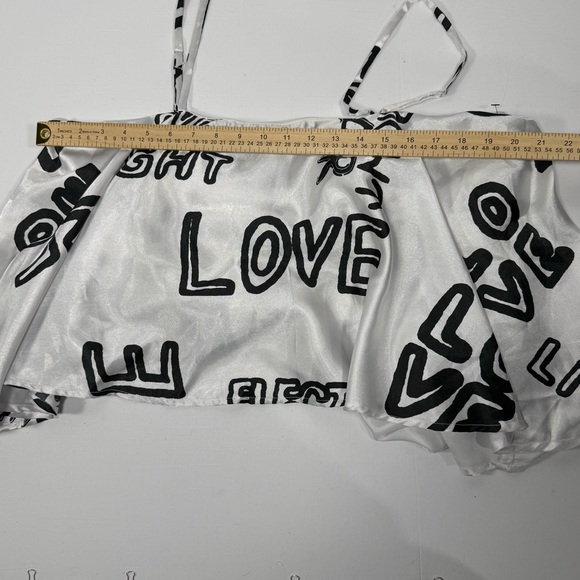 Graffiti Print Truth NYC White Black Satin Cami Crop Top XL - Picture 4 of 8